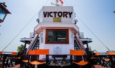 Du thuyền Victory